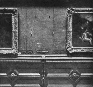The Mona Lisa goes missing from the Louvre in 1911!